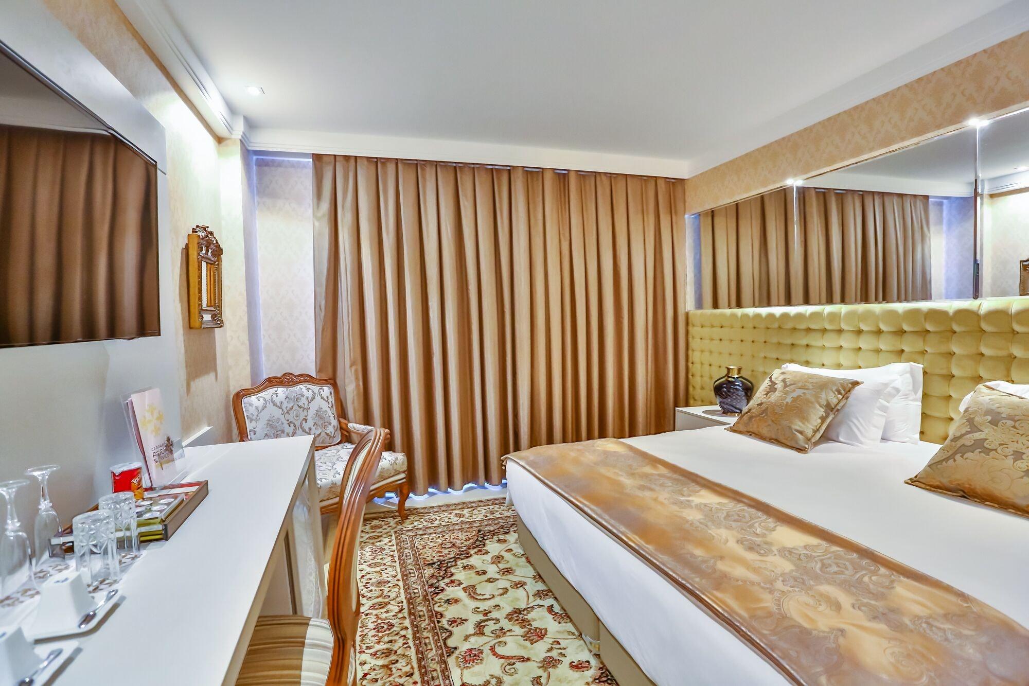 Golden Lis Hotel Boutique Goiânia Exterior foto A room at the hotel