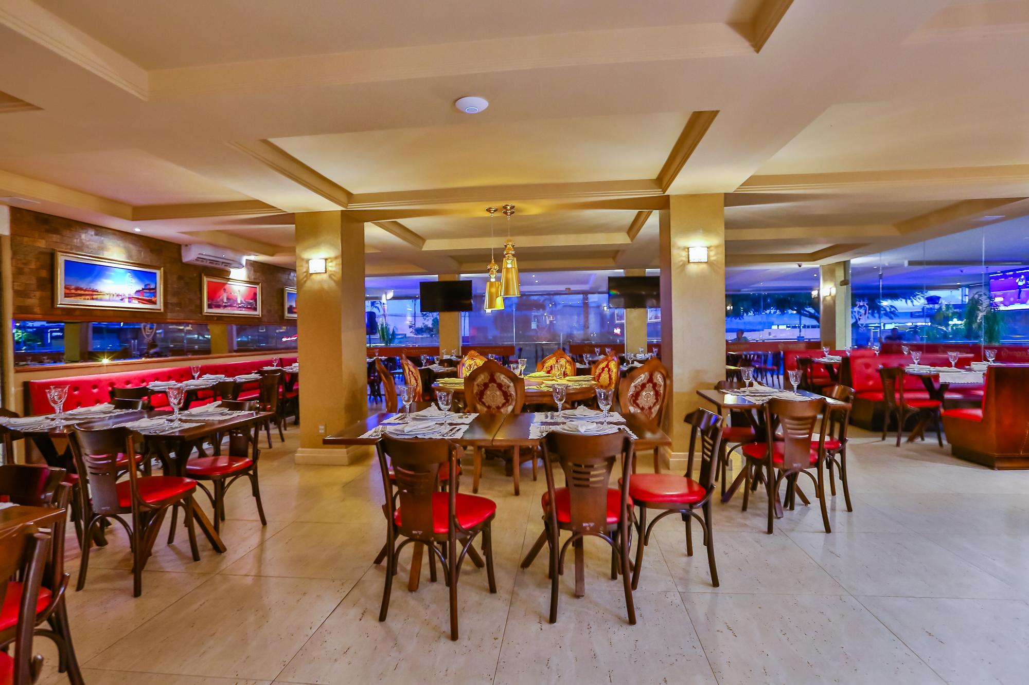 Golden Lis Hotel Boutique Goiânia Exterior foto Restaurant in the hotel