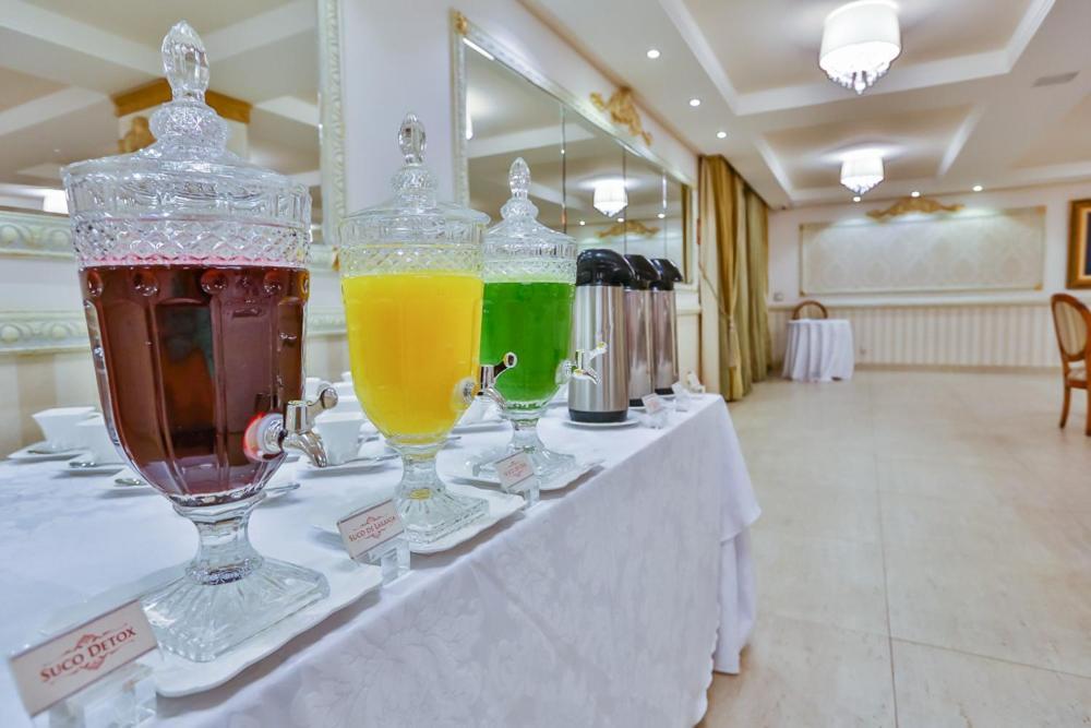 Golden Lis Hotel Boutique Goiânia Exterior foto Juice